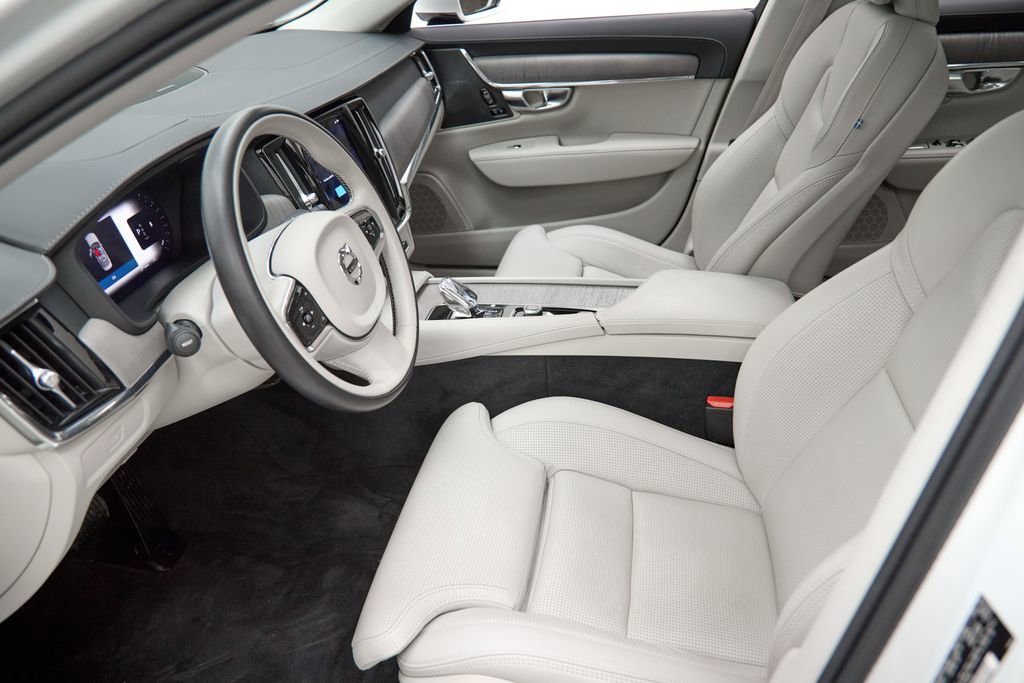 Certified 2023 Volvo S90 B6 Ultimate image 19