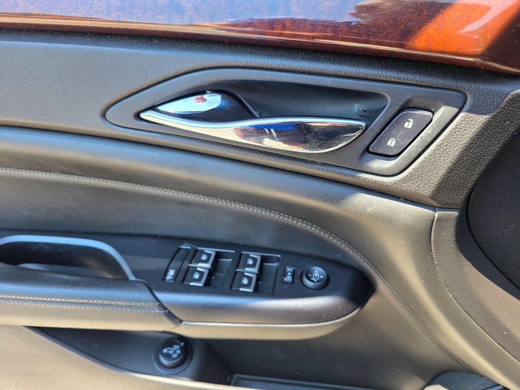 Used 2015 Cadillac SRX Luxury w/ Driver Awareness Package FWD image 15