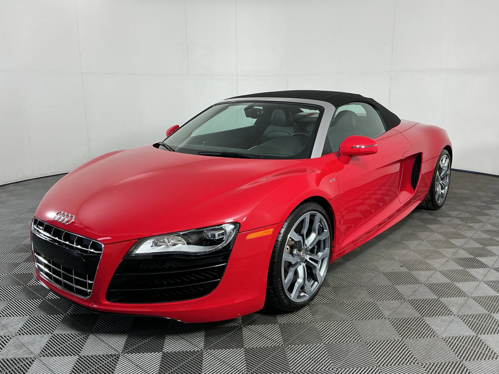 Used 2012 Audi R8 V10 AWD/4WD image 3
