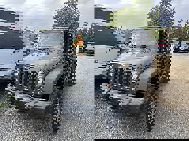 Used 2015 Jeep Wrangler Unlimited Sport w/ Trailer Tow Group image 29