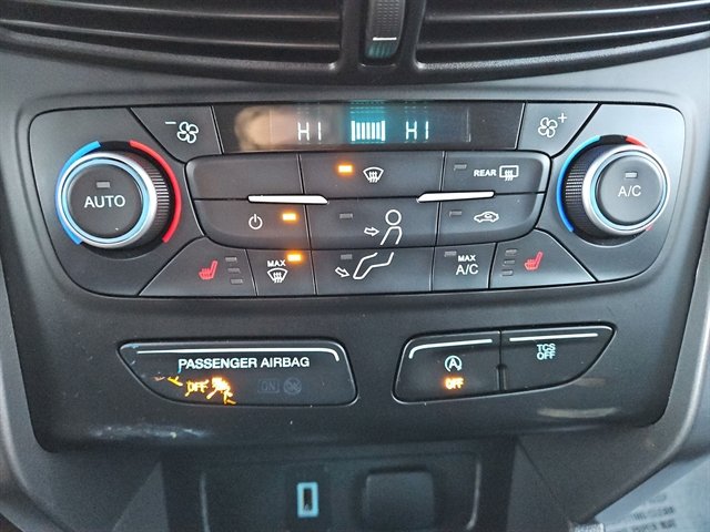 Used 2018 Ford Escape SE image 31