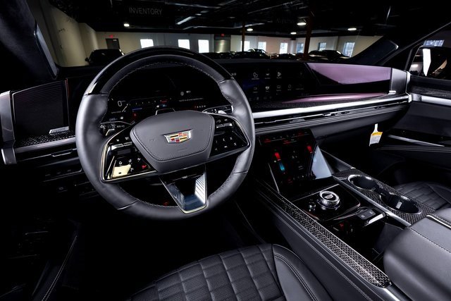 Used 2025 Cadillac Escalade V image 25