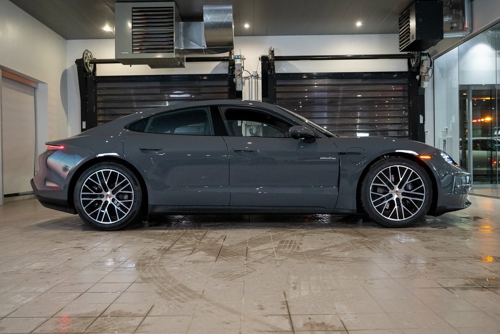 New 2026 Porsche Taycan image 8