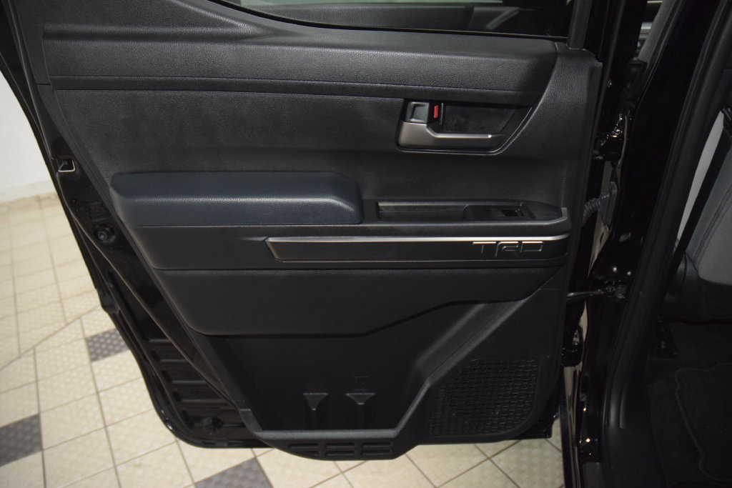 Used 2025 Toyota Tacoma TRD Sport AWD/4WD image 44