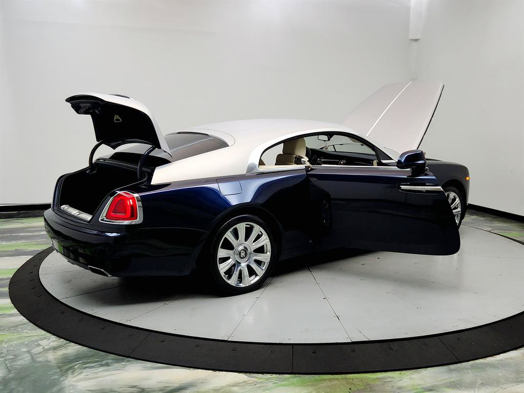Used 2014 Rolls-Royce Wraith RWD image 11