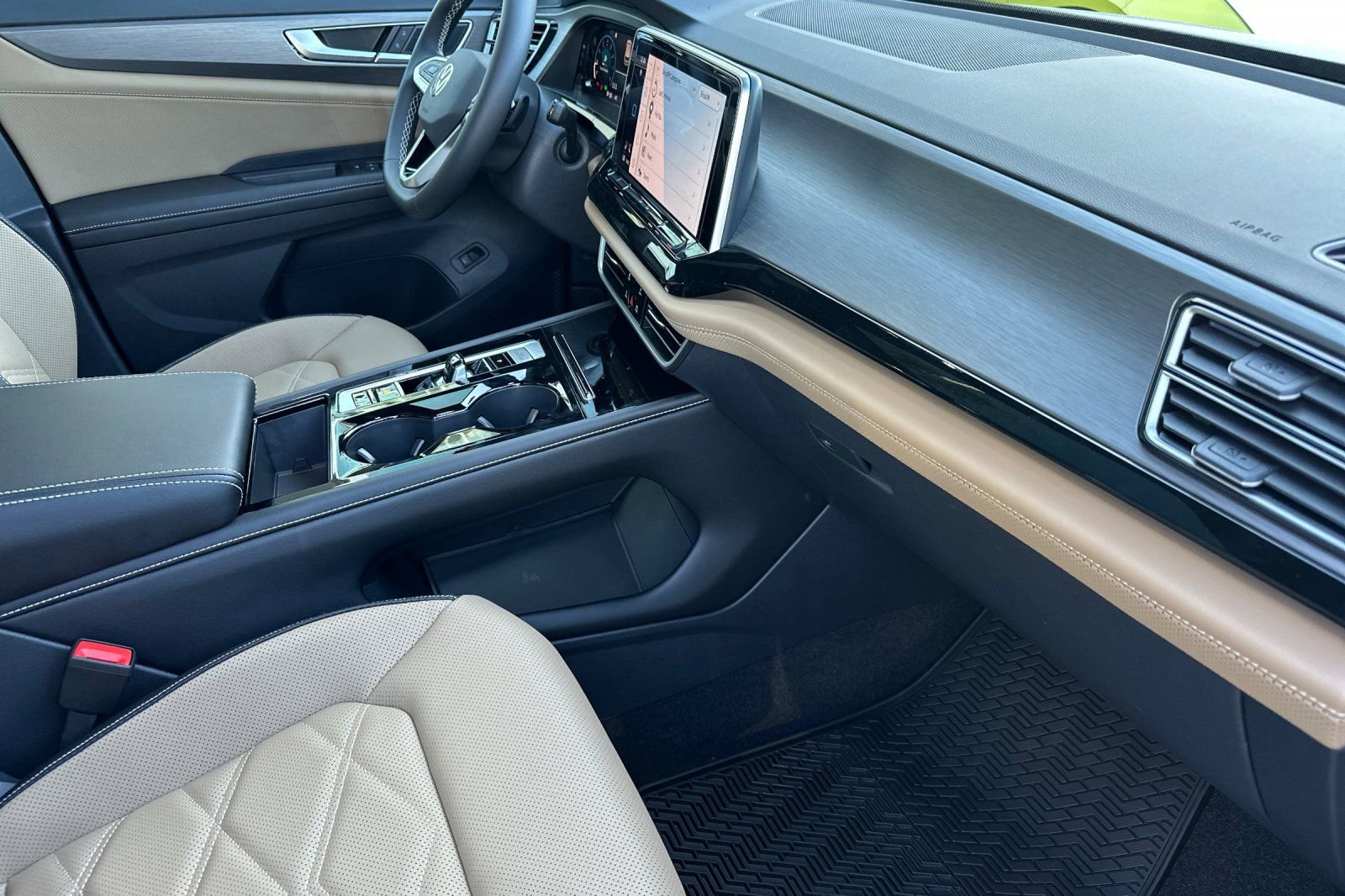 New 2026 Volkswagen Atlas Cross Sport SE image 15