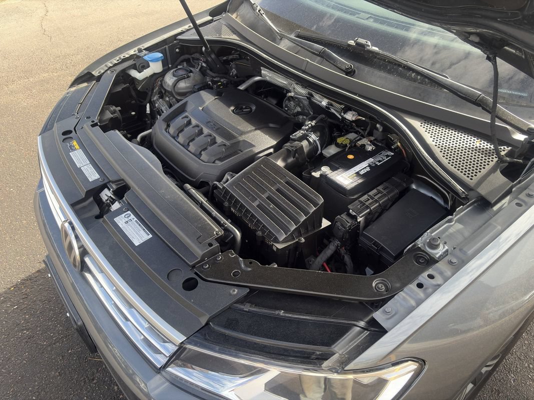 Used 2019 Volkswagen Tiguan SEL AWD/4WD image 36