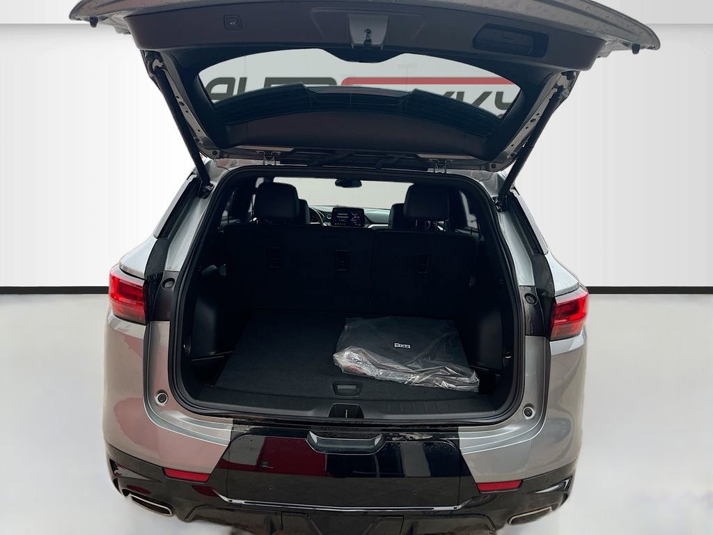 Used 2024 Chevrolet Blazer RS w/ Enhanced Convenience Package image 27