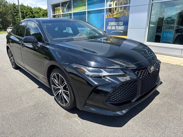 Used 2022 Toyota Avalon Touring FWD image 1