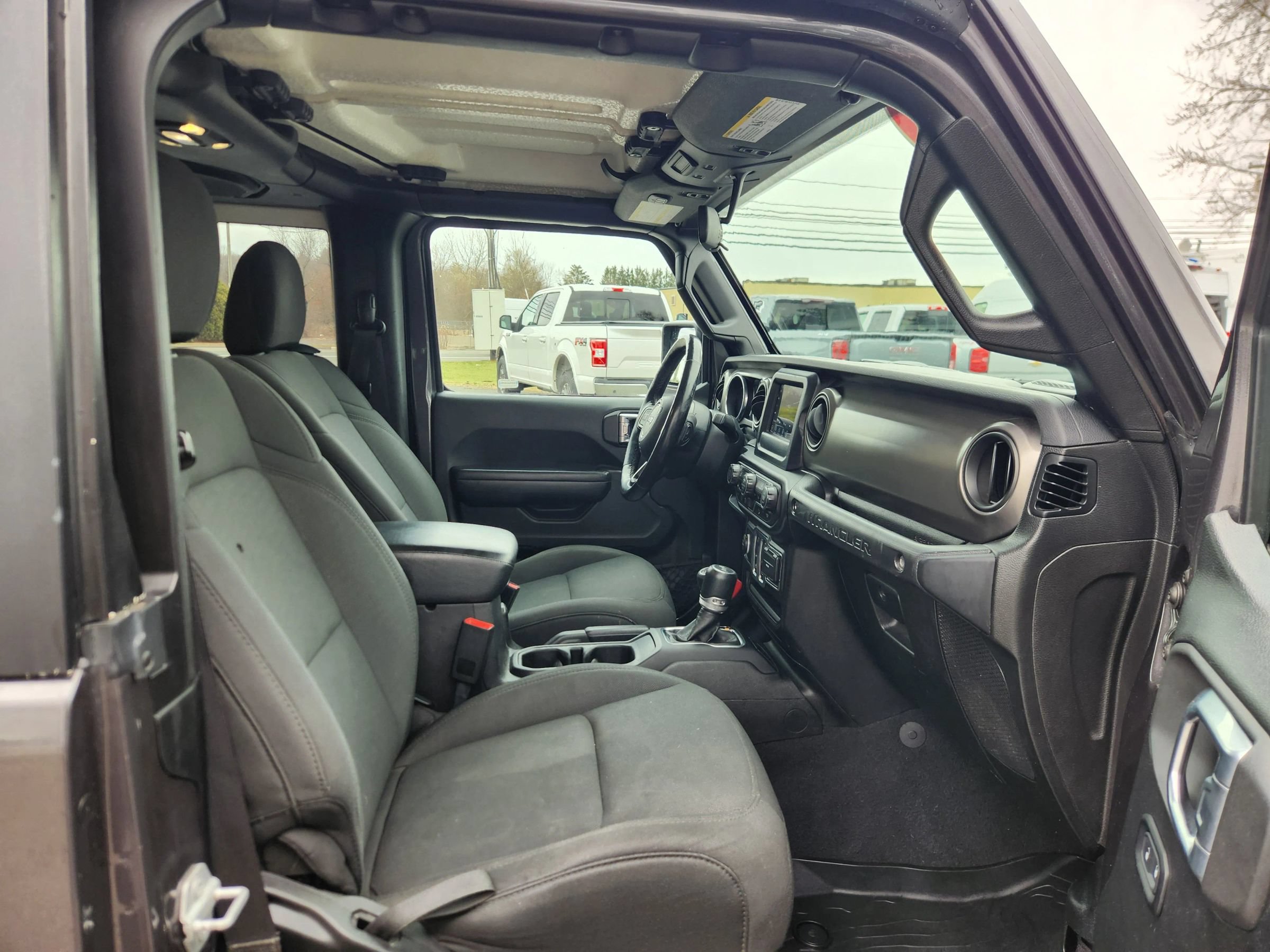 Used 2020 Jeep Wrangler Sport AWD/4WD image 41