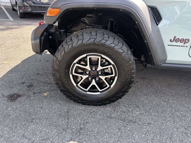 Used 2024 Jeep Wrangler Unlimited Rubicon image 7