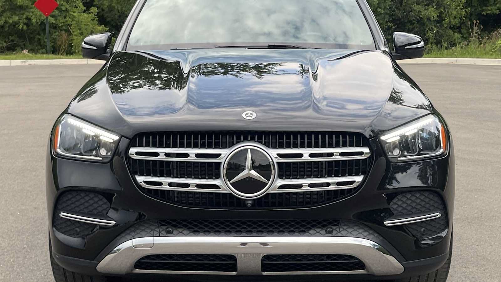 Certified 2025 Mercedes-Benz GLE 450e 4MATIC image 22