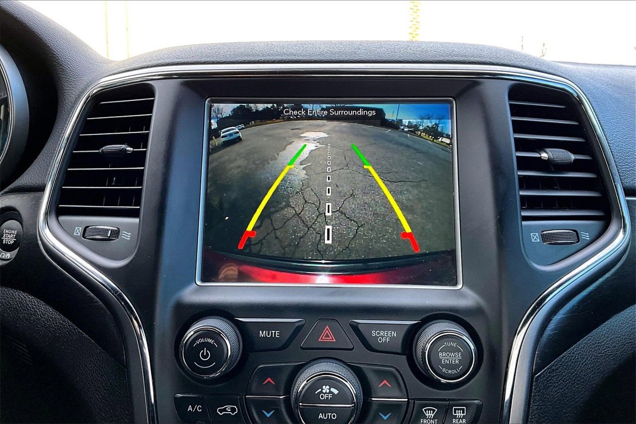 Certified 2018 Jeep Grand Cherokee Altitude image 13