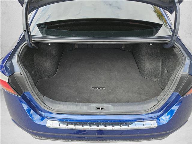 Used 2019 Nissan Altima 2.5 SR FWD image 7
