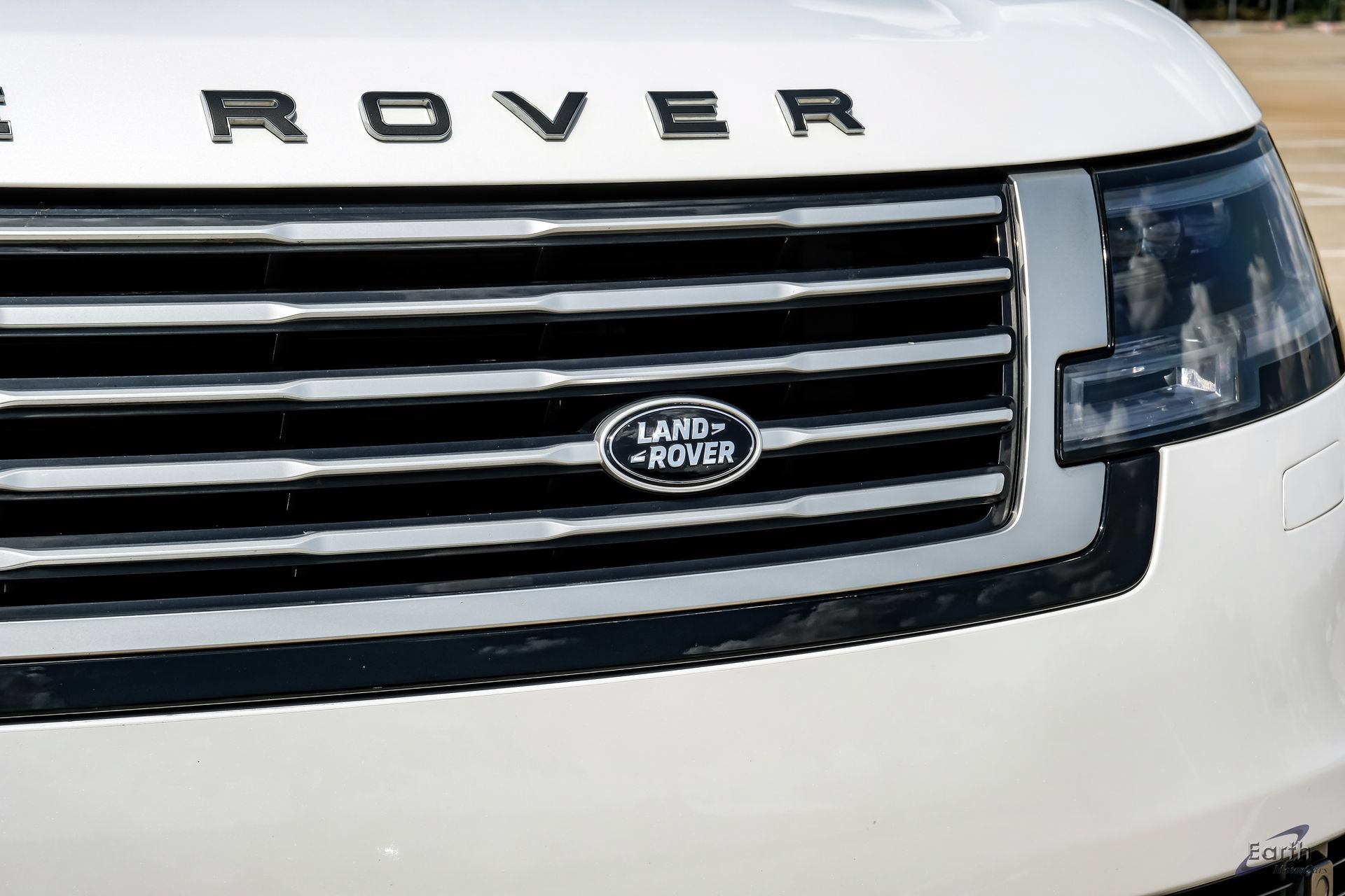 Used 2024 Land Rover Range Rover SV AWD/4WD image 22