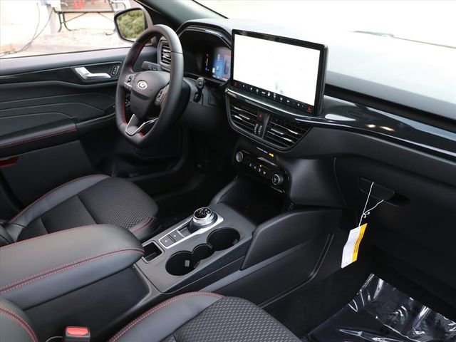 Used 2025 Ford Escape ST-Line w/ Tech Pack #1 image 12