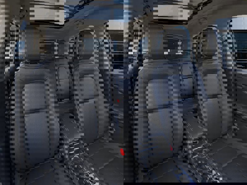 New 2025 Lincoln Corsair Reserve w/ Rear Removable Package Tray image 10