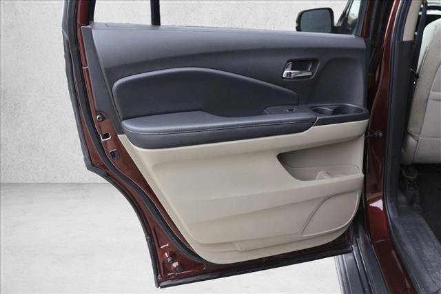 Used 2020 Honda Pilot EX image 21