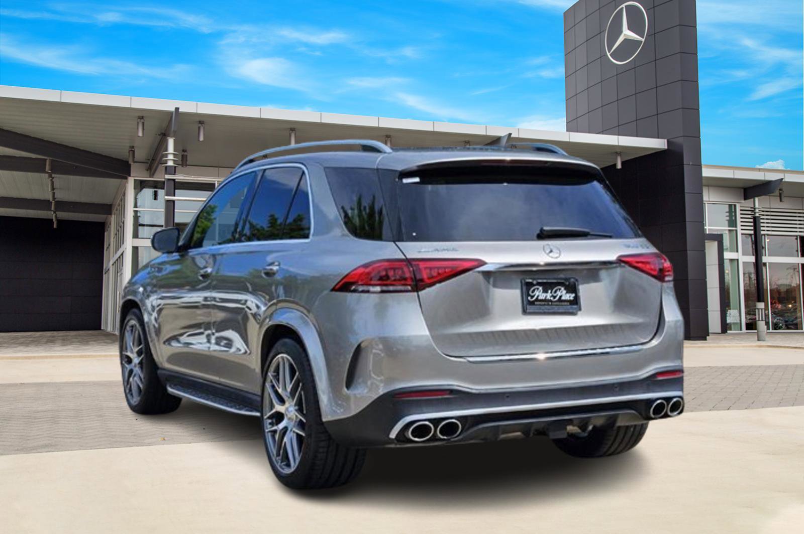 Certified 2022 Mercedes-Benz GLE 53 AMG 4MATIC image 4