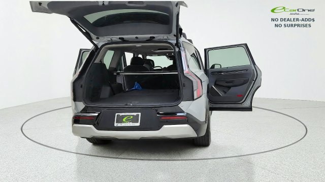 Used 2026 Kia EV9 Land AWD/4WD image 18