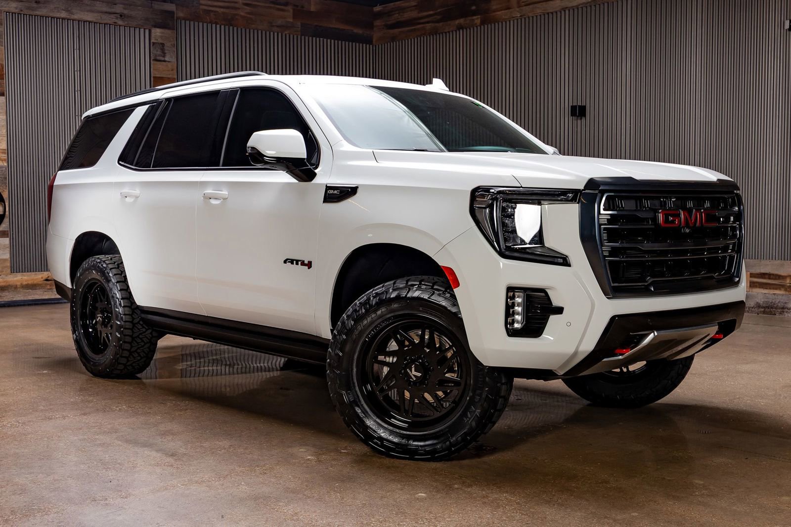 Used 2023 GMC Yukon AT4 w/ AT4 Premium Plus Package