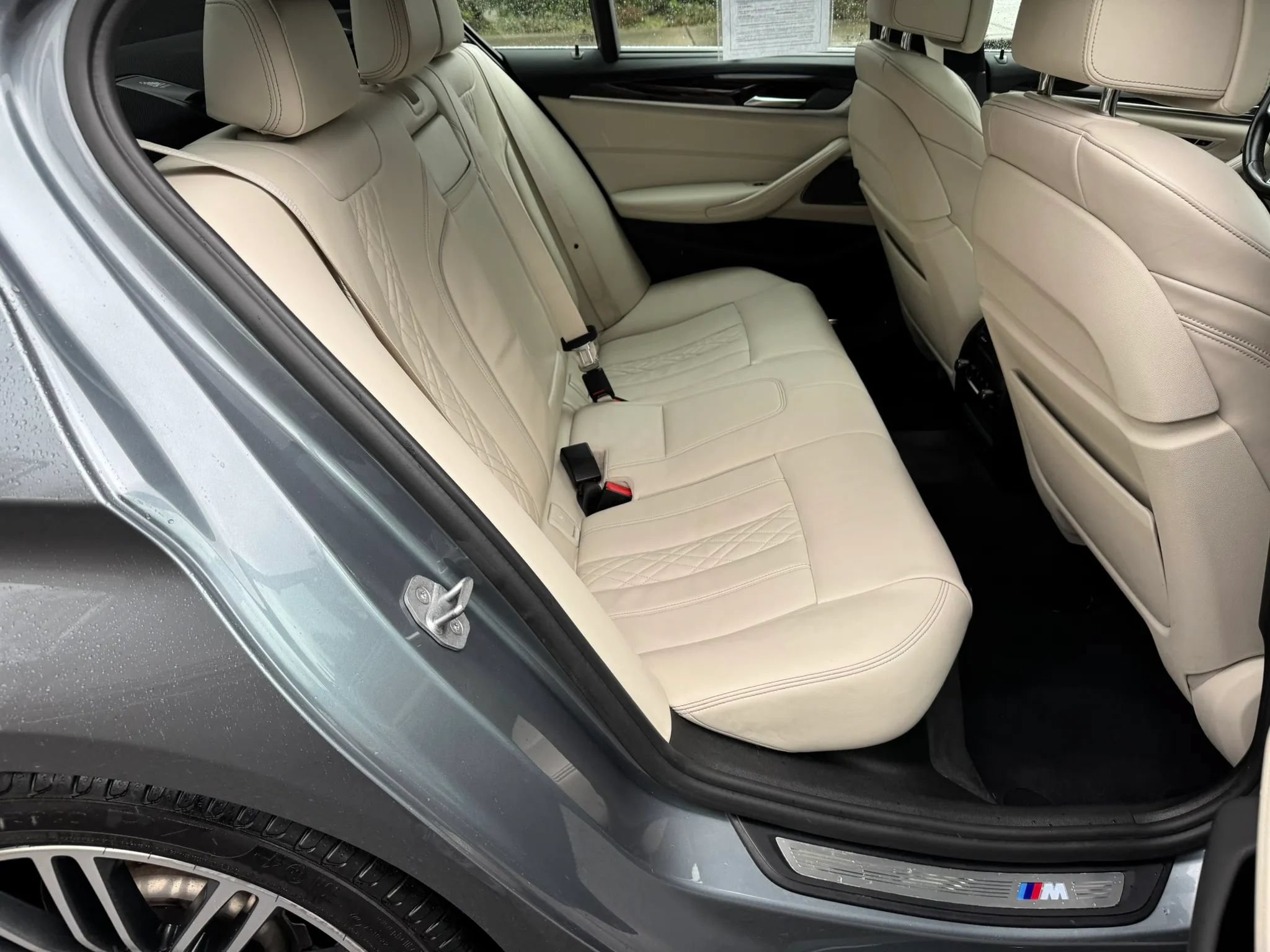 Used 2018 BMW 530e xDrive AWD/4WD image 27