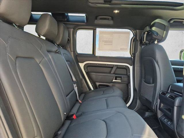 New 2026 Land Rover Defender 110 X-Dynamic SE AWD/4WD image 26
