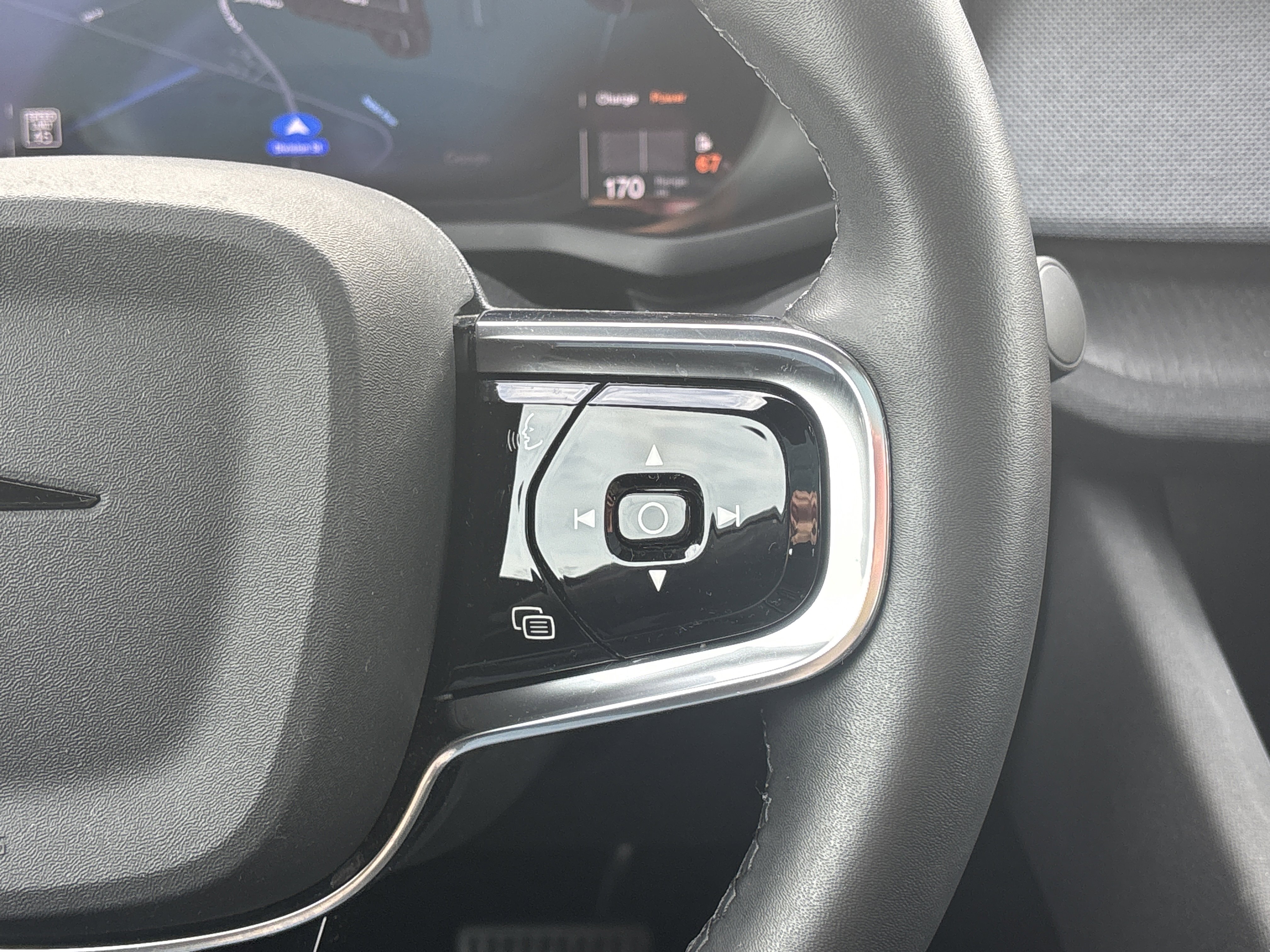 Used 2023 Polestar Polestar 2 image 25