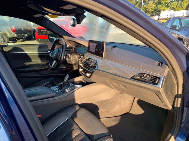 Used 2021 BMW 540i w/ M Sport Package RWD image 15