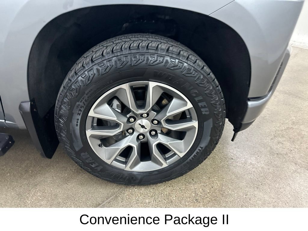 Used 2021 Chevrolet Silverado 1500 RST w/ Convenience Package II AWD/4WD image 16
