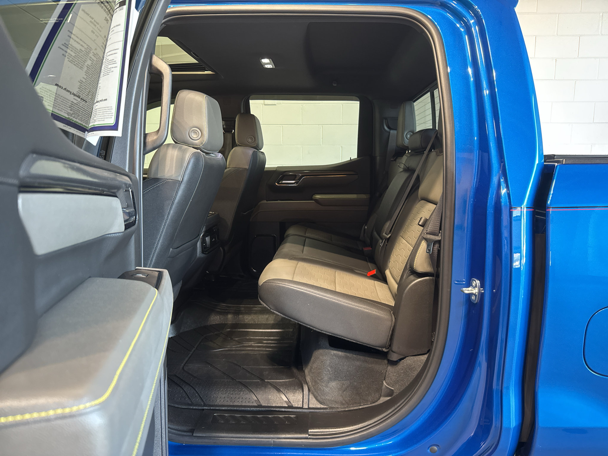 Used 2024 Chevrolet Silverado 1500 ZR2 w/ Technology Package AWD/4WD image 13
