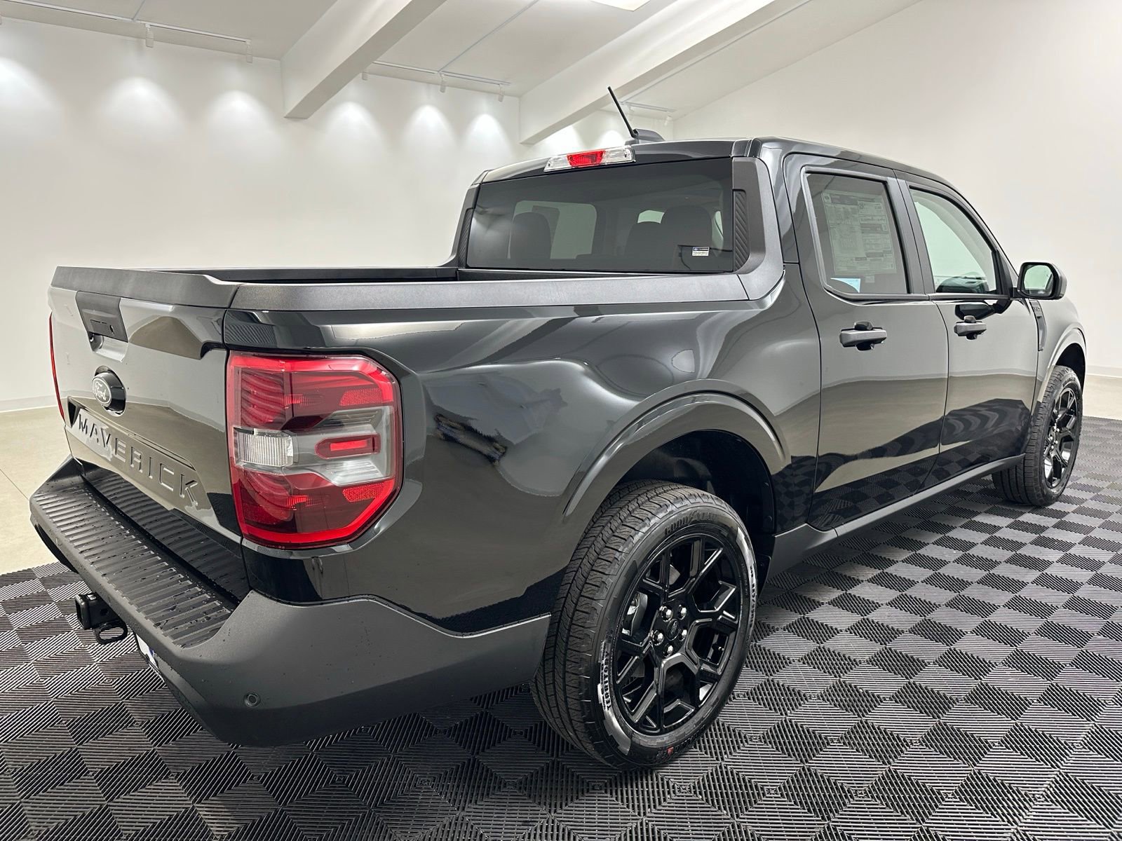 New 2025 Ford Maverick XLT w/ XLT Luxury Package image 7