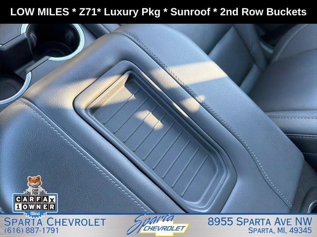 Used 2024 Chevrolet Tahoe Z71 w/ Luxury Package AWD/4WD image 37