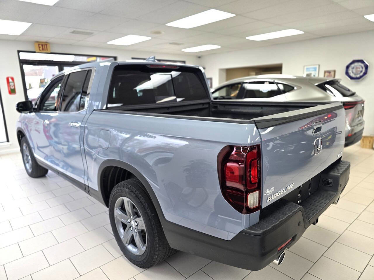 Used 2023 Honda Ridgeline RTL-E image 10