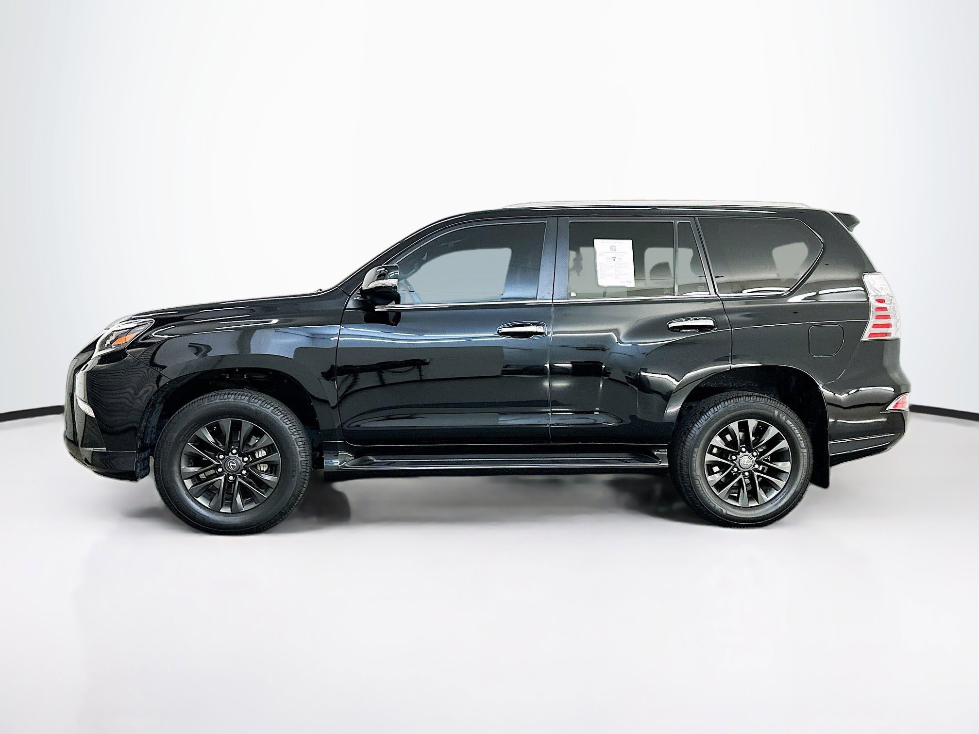 Used 2020 Lexus GX 460 Premium w/ Premium Package AWD/4WD image 4