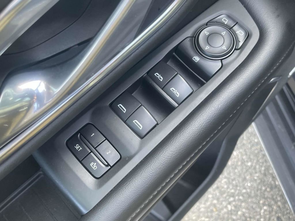 Used 2022 Chevrolet Tahoe LT image 28