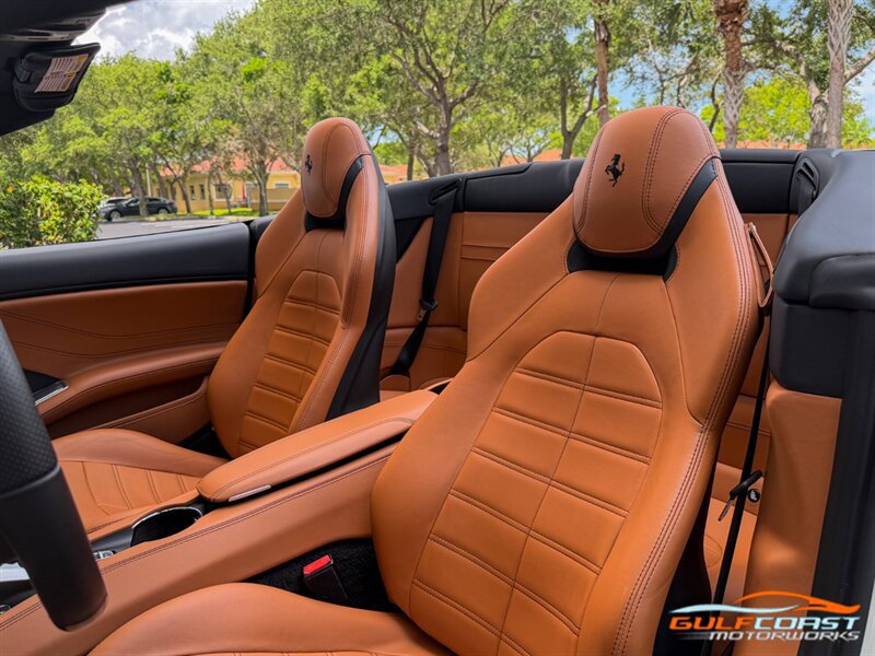 Used 2017 Ferrari California T RWD image 22