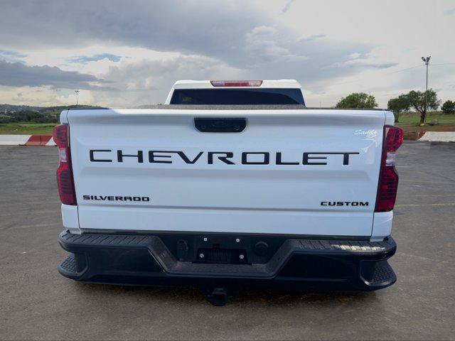 Used 2026 Chevrolet Silverado 1500 Custom Trail Boss w/ Turbomax Blackout Package AWD/4WD image 4