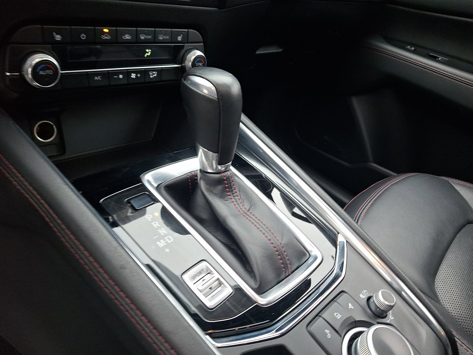 Used 2022 MAZDA CX-5 Carbon Edition image 15