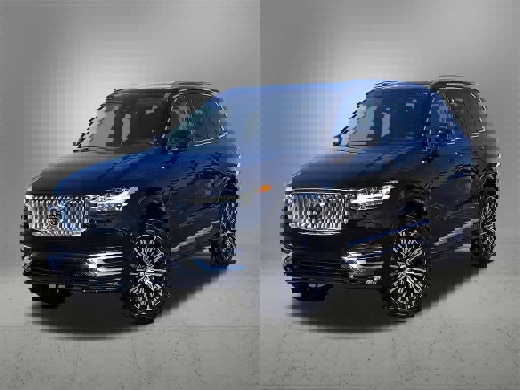 New 2025 Volvo XC90 B6 Plus w/ Protection Package Premier