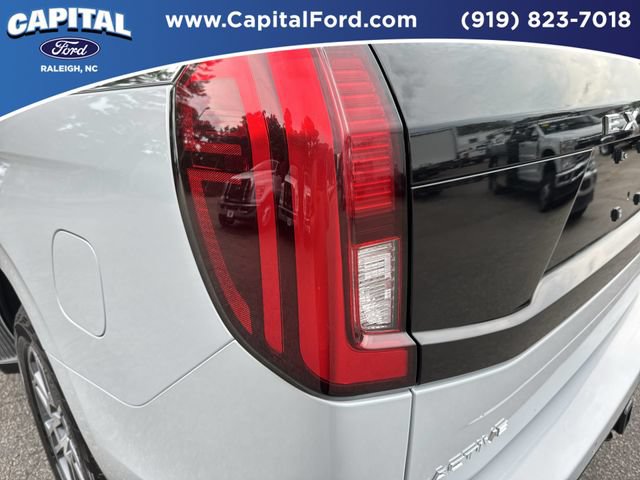 Certified 2025 Ford Expedition Active AWD/4WD image 15