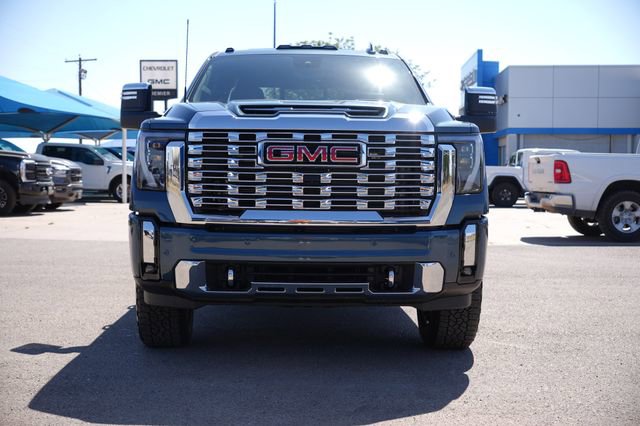 New 2026 GMC Sierra 2500 Denali w/ Denali Reserve Package AWD/4WD image 8
