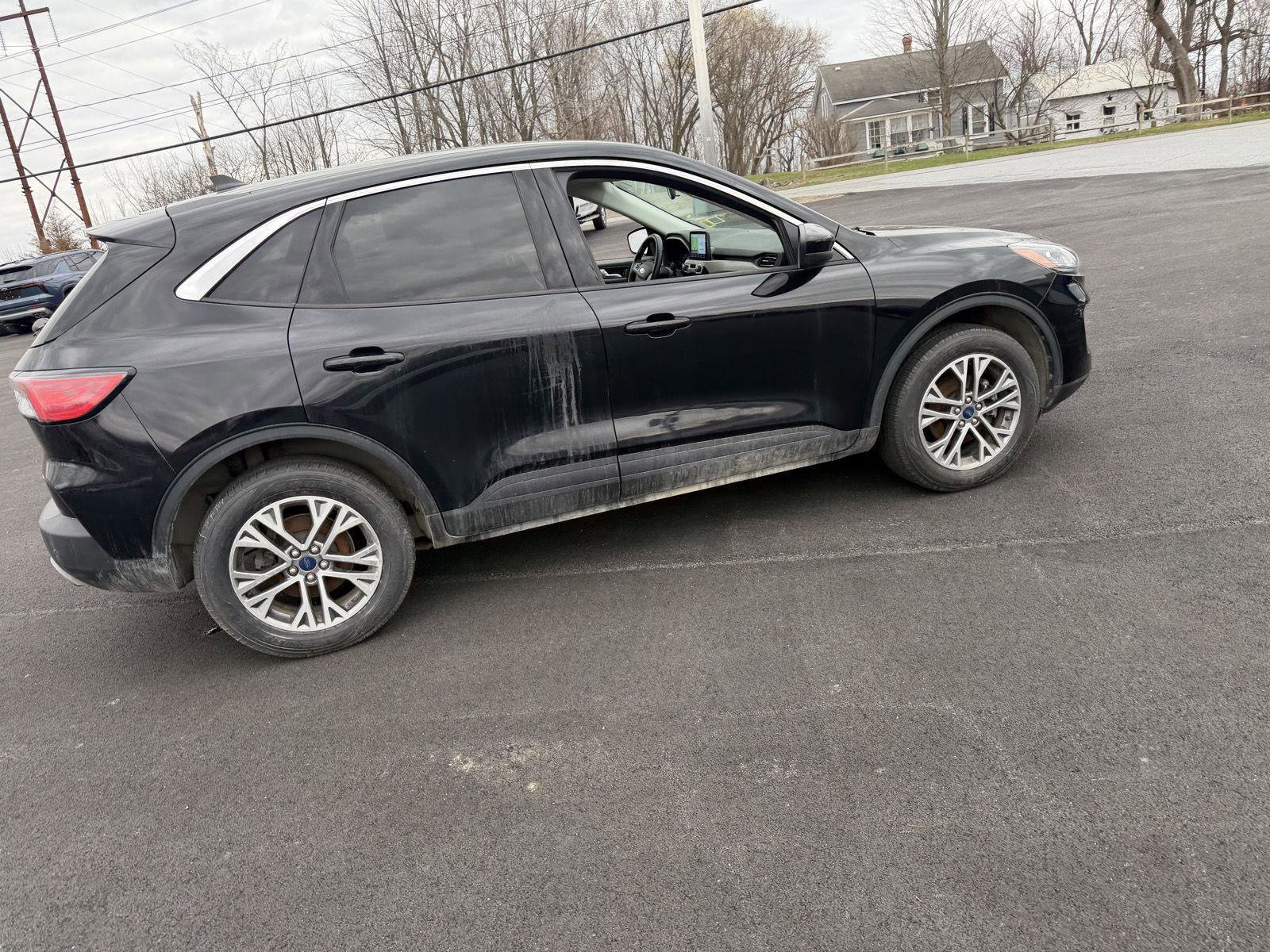 Used 2022 Ford Escape SEL AWD/4WD image 9