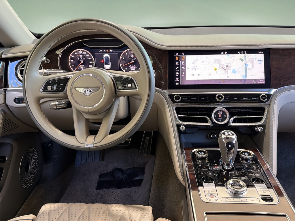 Used 2021 Bentley Flying Spur W12 AWD/4WD image 17