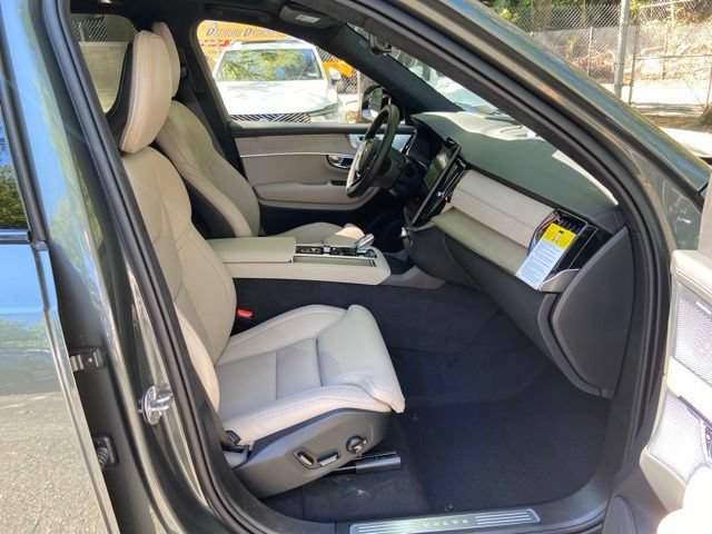 New 2027 Volvo XC90 B6 Ultra AWD/4WD image 18