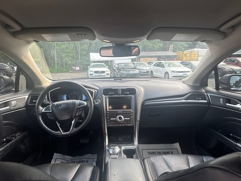 Used 2019 Ford Fusion Energi Titanium FWD image 38