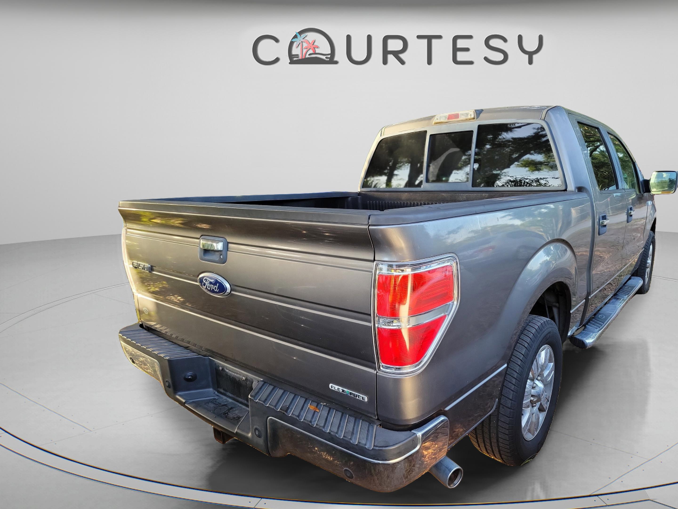 Used 2011 Ford F150 XLT w/ XLT Chrome Pkg RWD image 12
