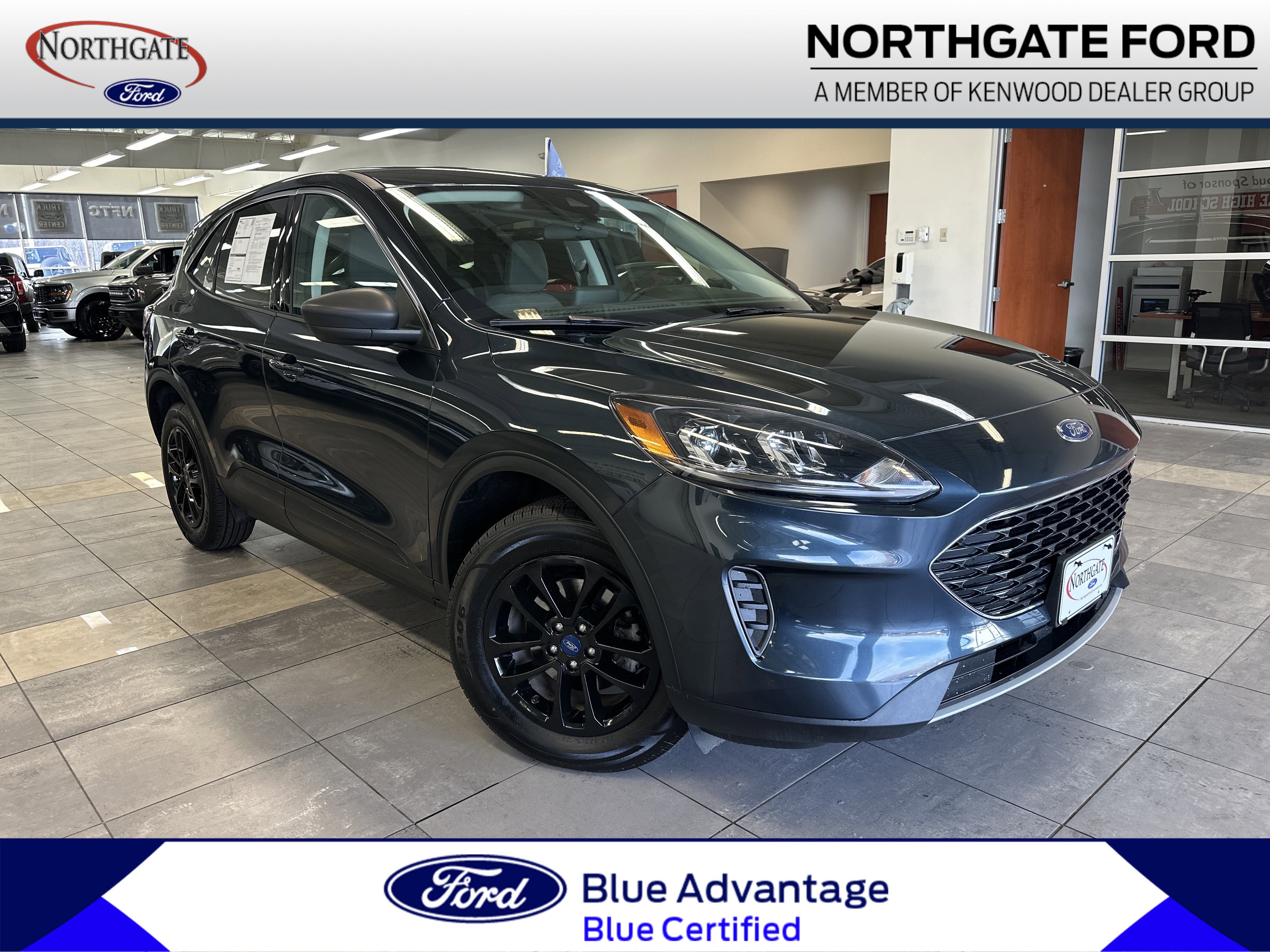 Certified 2022 Ford Escape SE w/ Cold Weather Package image 1