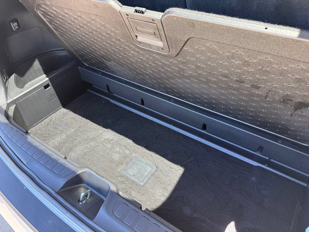 Used 2016 Honda Pilot Touring image 18