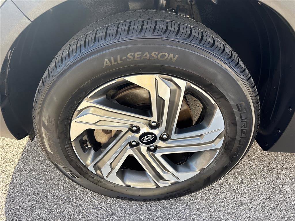 Used 2023 Hyundai Santa Fe SEL image 14